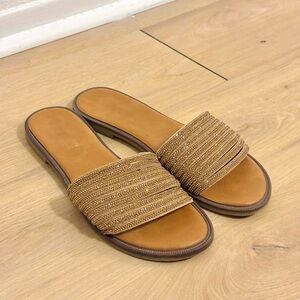 Elegant Tan Slide Sandals